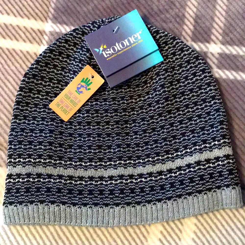 Isotoner winter hat BRAND NEW